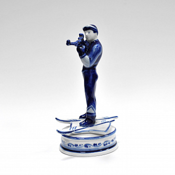 Биатлонист. Фарфоровая статуэтка, Гжель