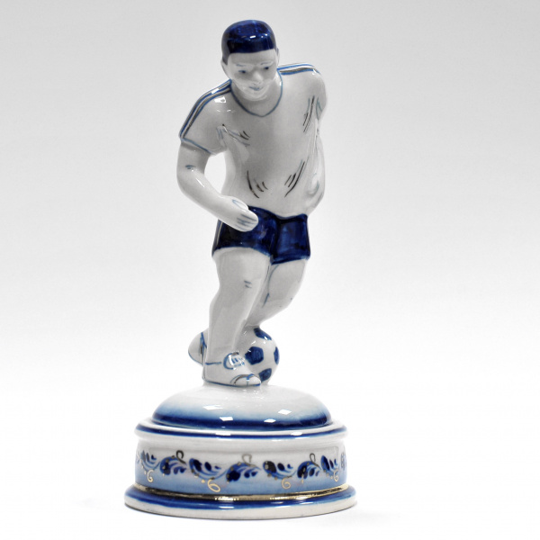 Футболист. Фарфоровая статуэтка, Гжель