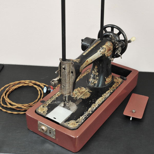 госшвеймашина, большая интерьерная лампа