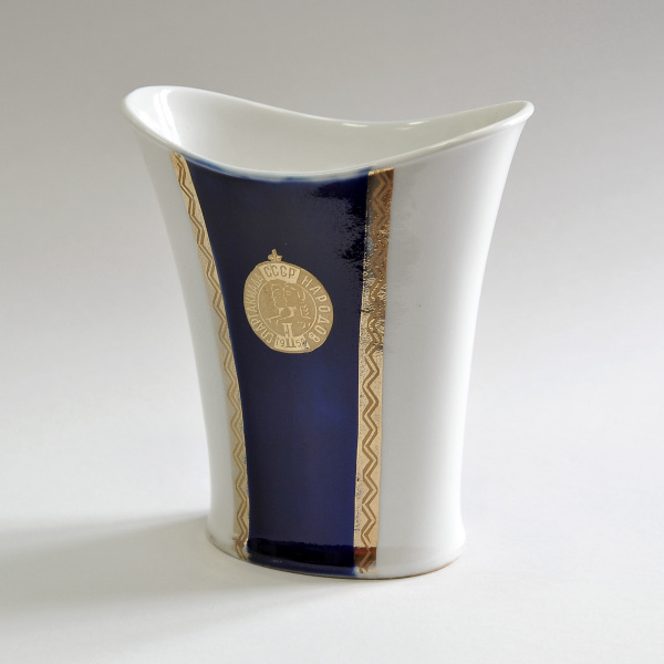 памятная ваза «спартакиада народов ссср», лфз